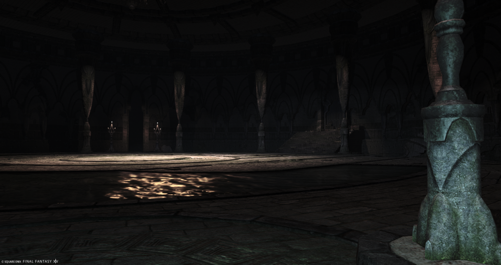 An FFXIV screenshot of an ARR dungeon. A dimly lit interior shows of a series of pillars arranged in a circle.